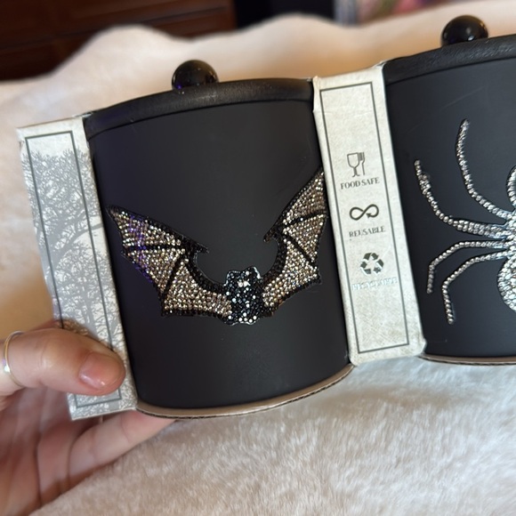 Halloween three-piece glass canister with wooden lid 👻🦇🕷️ - Picture 3 of 15